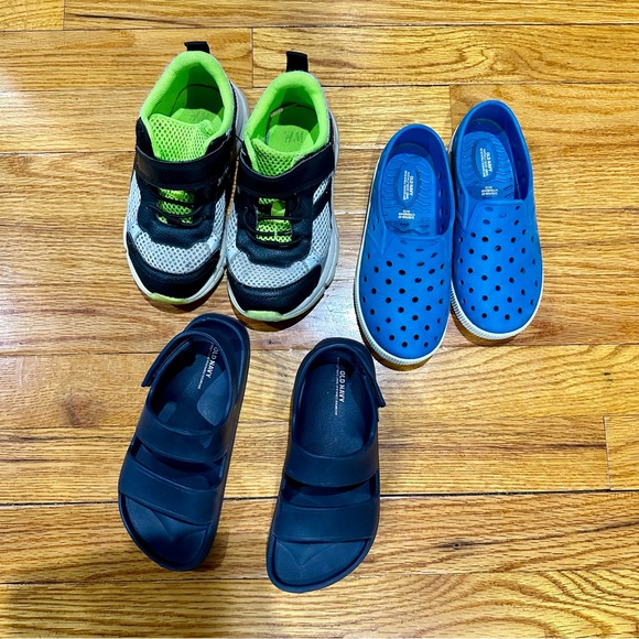 BOYS SHOES TODDLER SIZE 10 SANDALS HM Old NAVY KIDS SNEAKERS - Picture 1 of 4